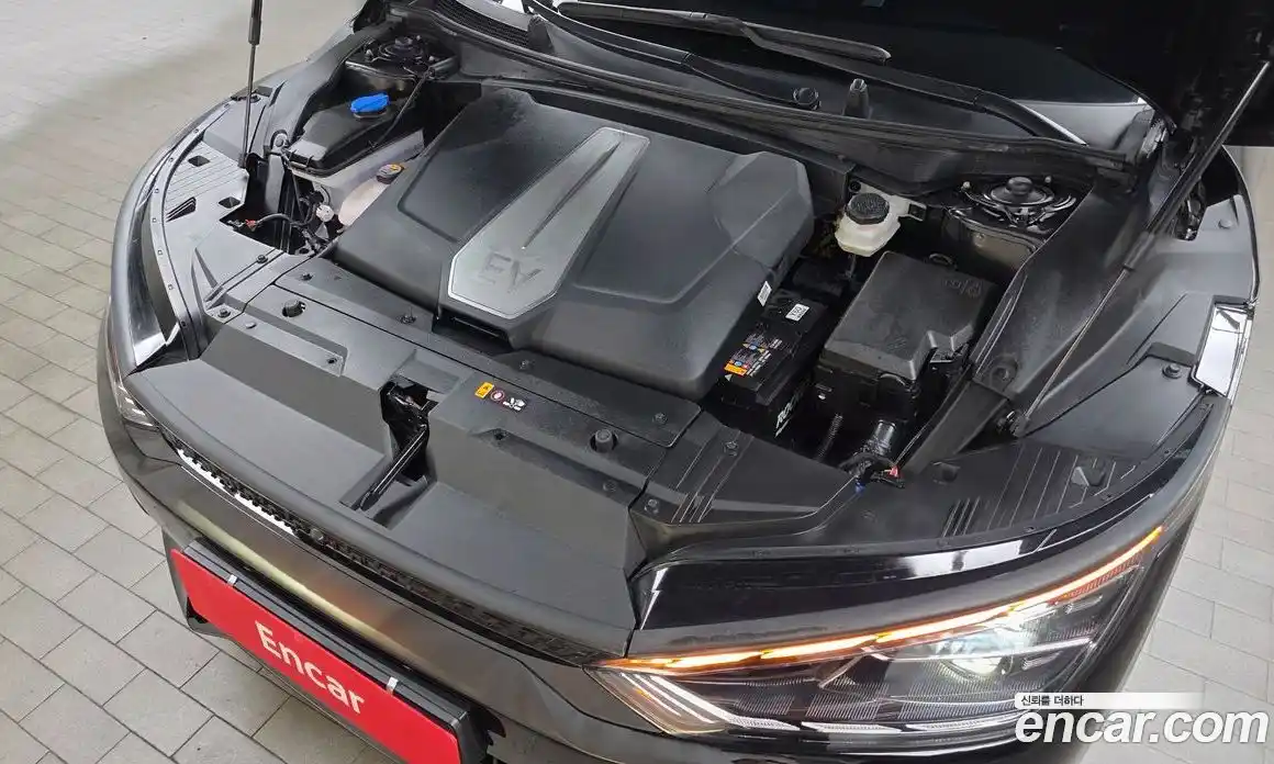 Kia EV6 2023 0.1 гидро в Москве № 1418374, фото 6