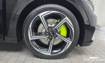 Kia EV6 2023 0.1 гидро в Москве № 1418374, миниатюра 7