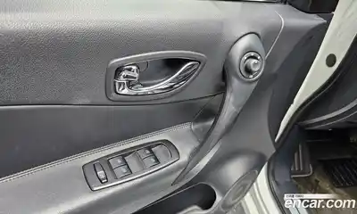 Renault QM5 2015 2.0 гидро в Москве № 1421014, миниатюра 11