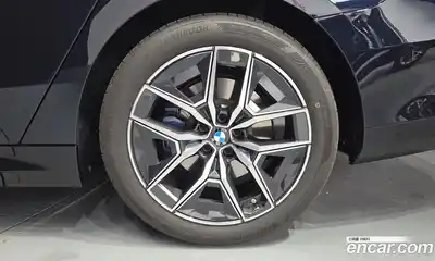 BMW 5-Series 2025 2.0 гидро в Москве № 1421507, миниатюра 7