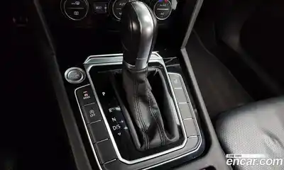 Volkswagen Arteon 2019 2.0 гидро в Москве № 1424168, миниатюра 12