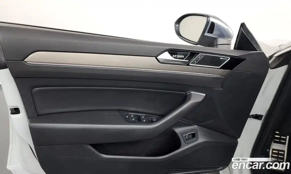 Volkswagen Arteon 2019 2.0 гидро в Москве № 1424168, фото 14