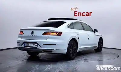 Volkswagen Arteon 2019 2.0 гидро в Москве № 1424168, миниатюра 2