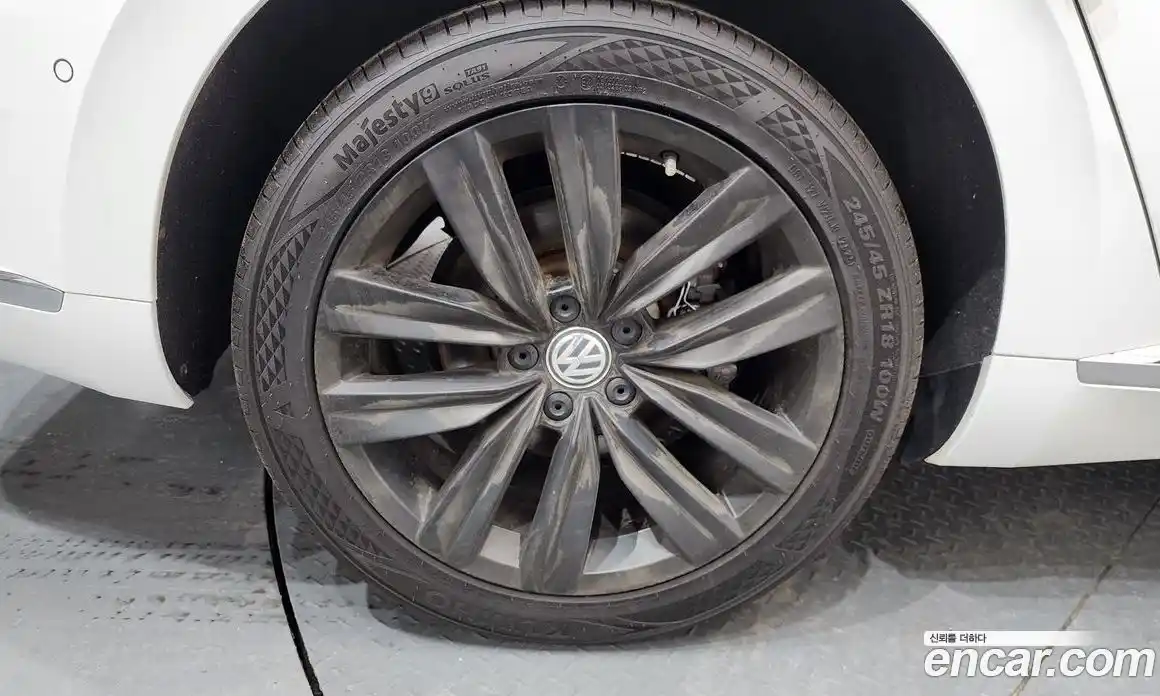 Volkswagen Arteon 2019 2.0 гидро в Москве № 1424168, фото 5