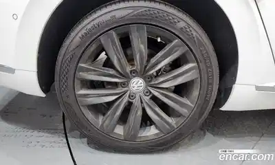 Volkswagen Arteon 2019 2.0 гидро в Москве № 1424168, миниатюра 5