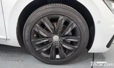 Volkswagen Arteon 2019 2.0 гидро в Москве № 1424168, миниатюра 7