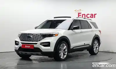 Ford Explorer, 2022
