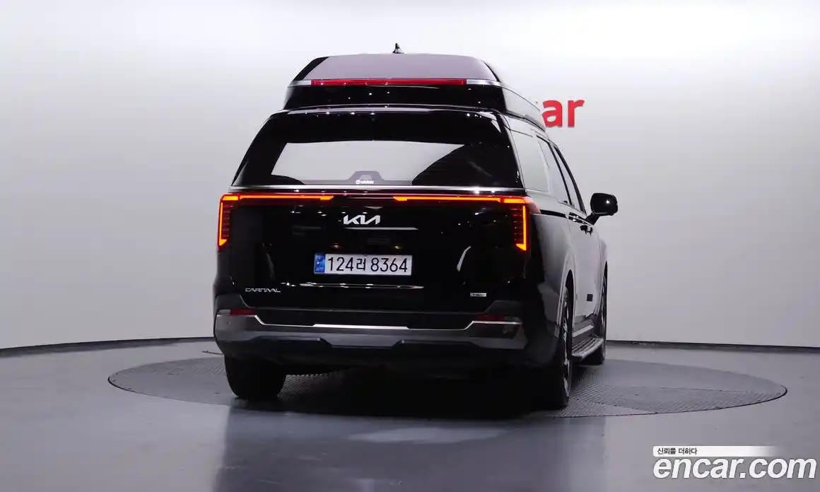 Kia Canival 2024 1.6 гидро в Москве № 1538596, фото 4
