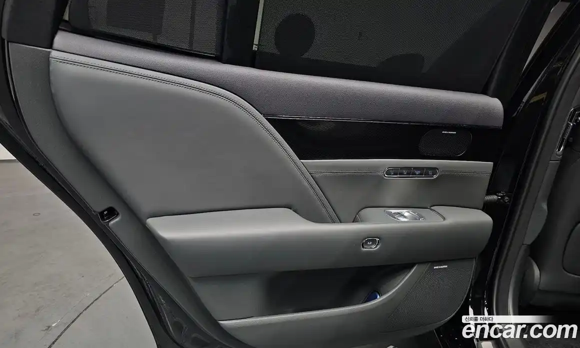 Genesis G90 2023 3.5 гидро в Москве, фото 15