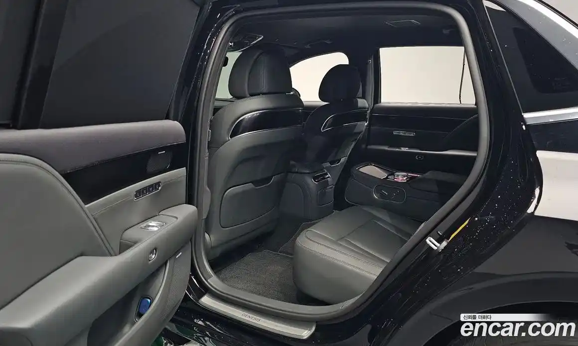 Genesis G90 2023 3.5 гидро в Москве, фото 17