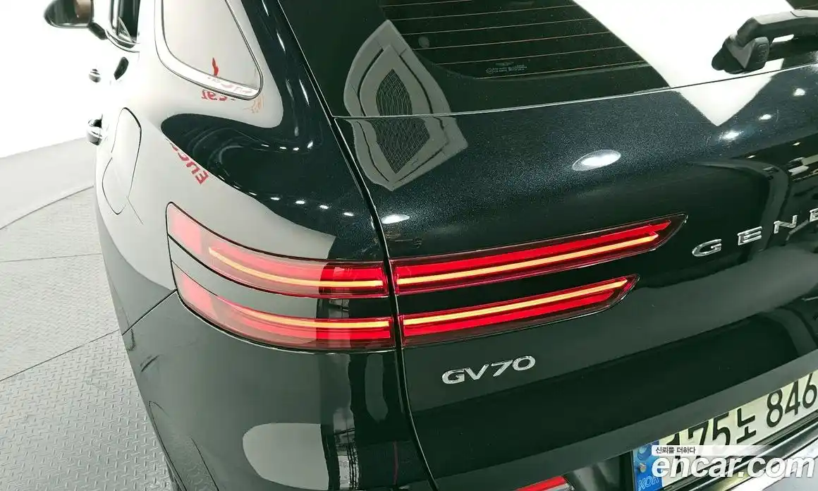 Genesis GV70 2022 2.5 гидро в Москве № 1539303, фото 9