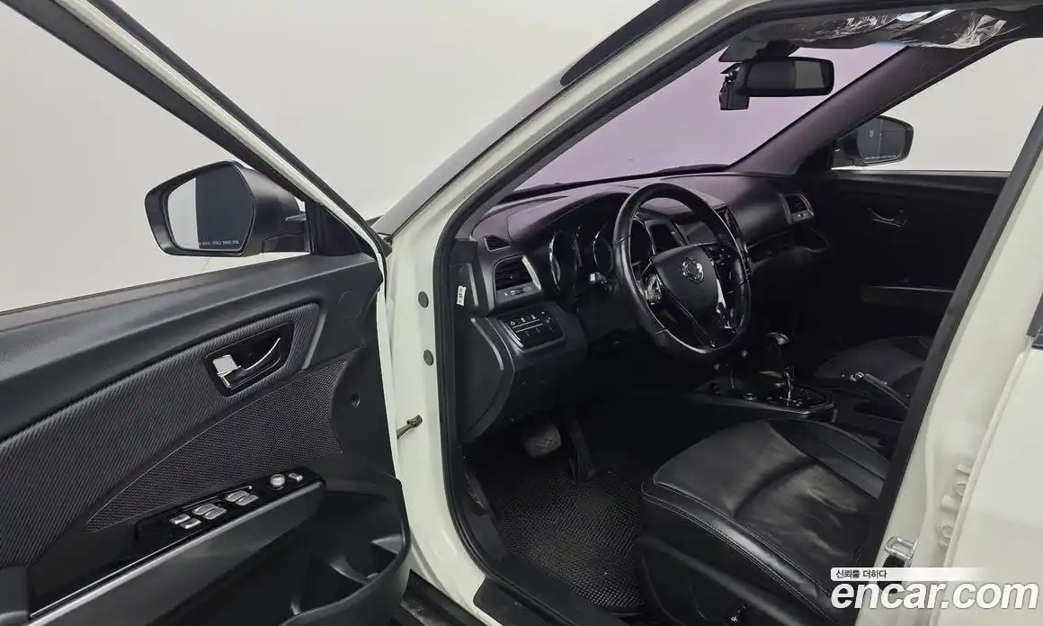 SsangYong TIBOLI 2017 1.6 гидро в Москве № 1539579, фото 13