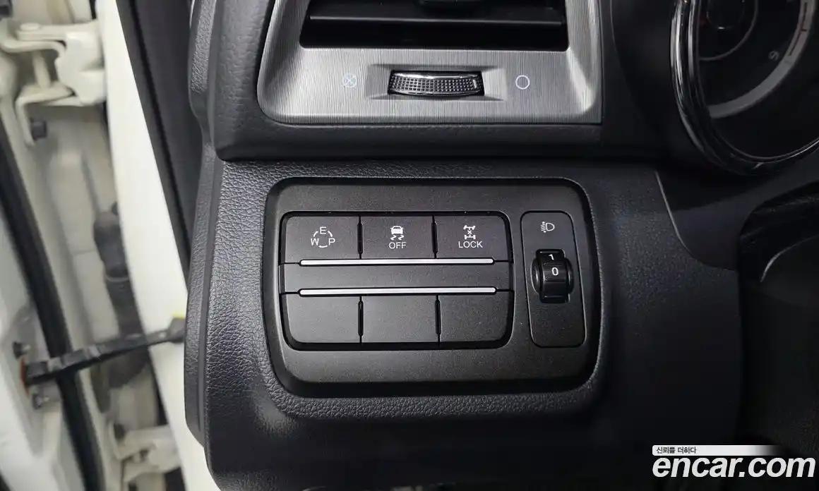 SsangYong TIBOLI 2017 1.6 гидро в Москве № 1539579, фото 28