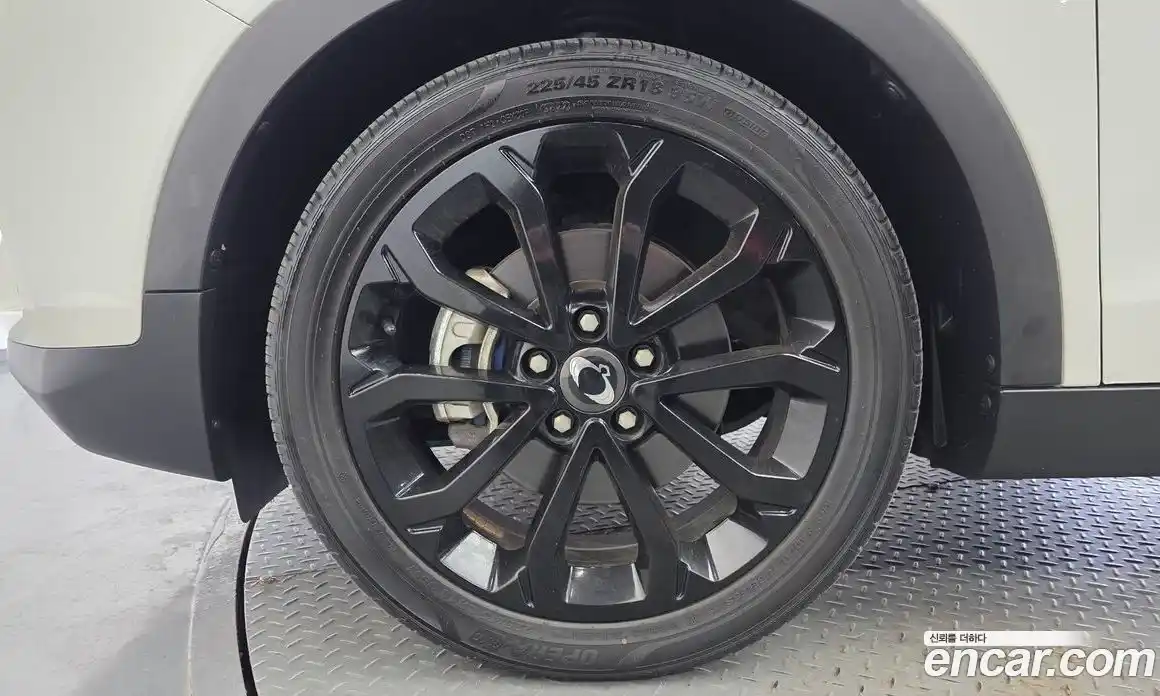 SsangYong TIBOLI 2017 1.6 гидро в Москве № 1539579, фото 5