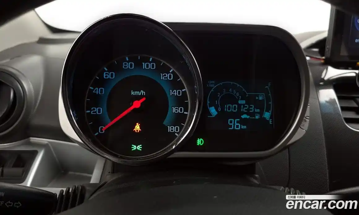 Chevrolet Spark 2014 1.0 гидро в Москве № 1541856, фото 11