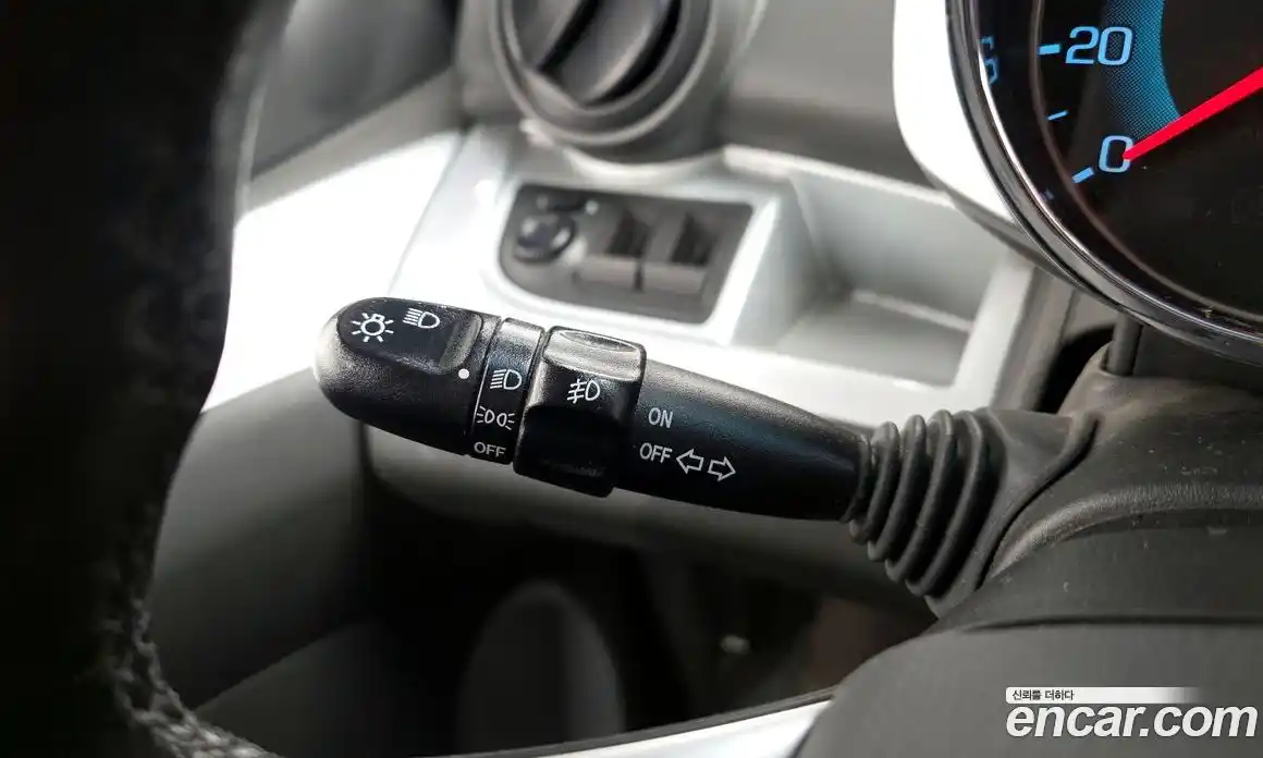 Chevrolet Spark 2014 1.0 гидро в Москве № 1541856, фото 29