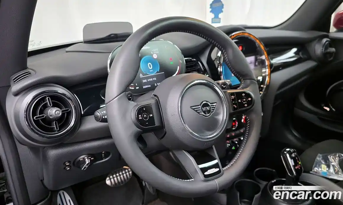Mini Cooper 2022 2.0 гидро в Москве № 1547989, фото 19