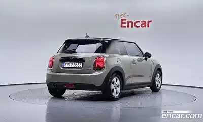 Mini Cooper 2018 1.5 гидро в Москве № 1548088, миниатюра 2