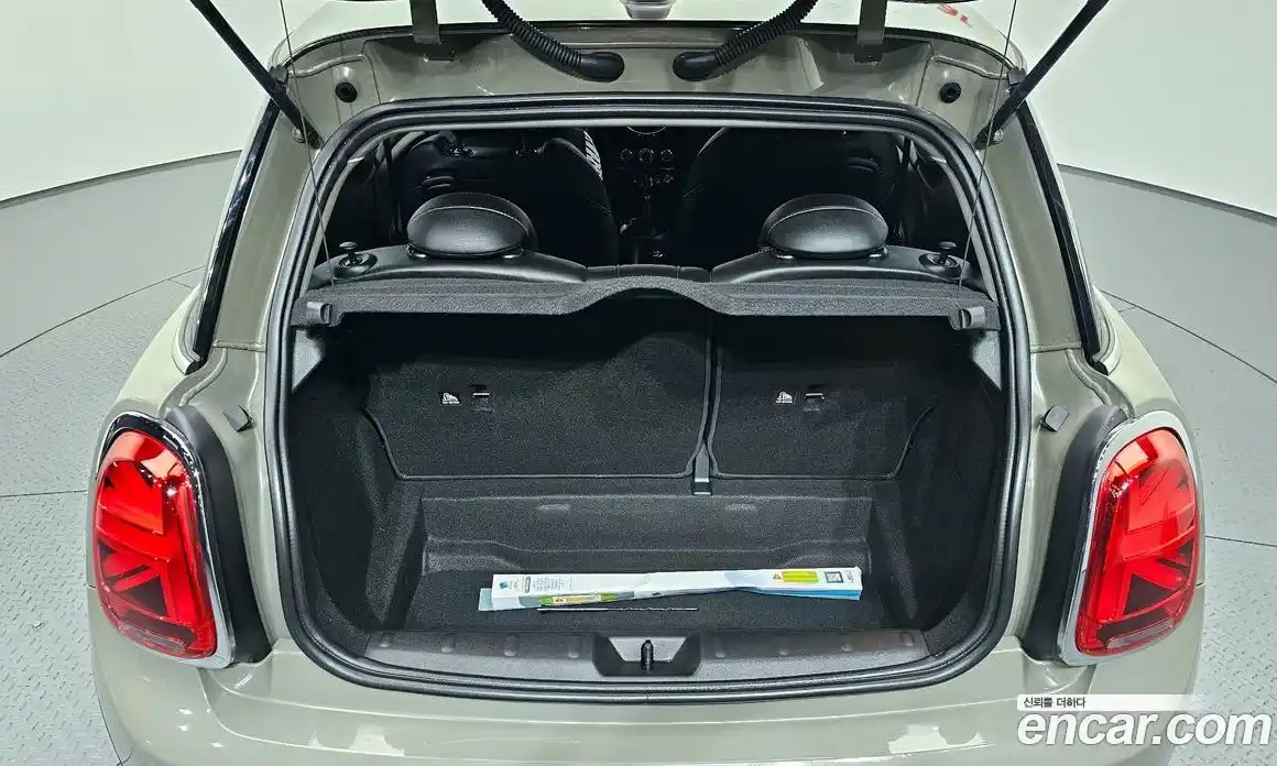 Mini Cooper 2018 1.5 гидро в Москве № 1548088, фото 27