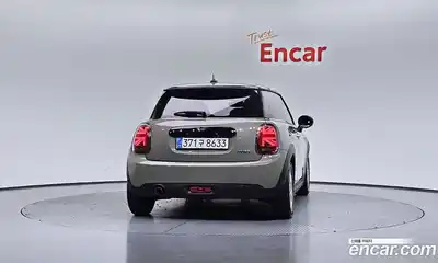 Mini Cooper 2018 1.5 гидро в Москве № 1548088, миниатюра 4