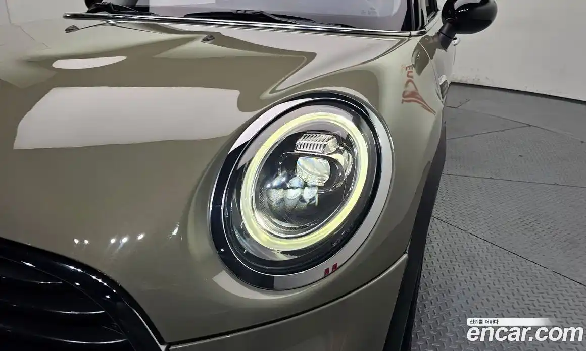 Mini Cooper 2018 1.5 гидро в Москве № 1548088, фото 8