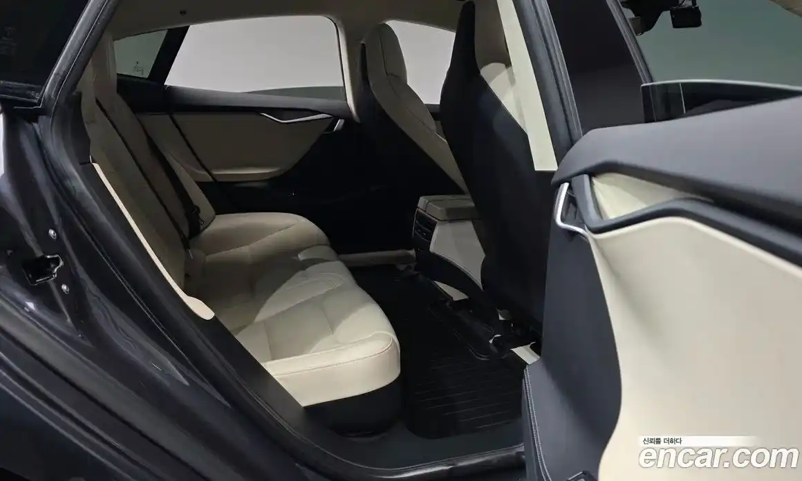 Tesla Model S 2018 0.3 гидро, фото 16