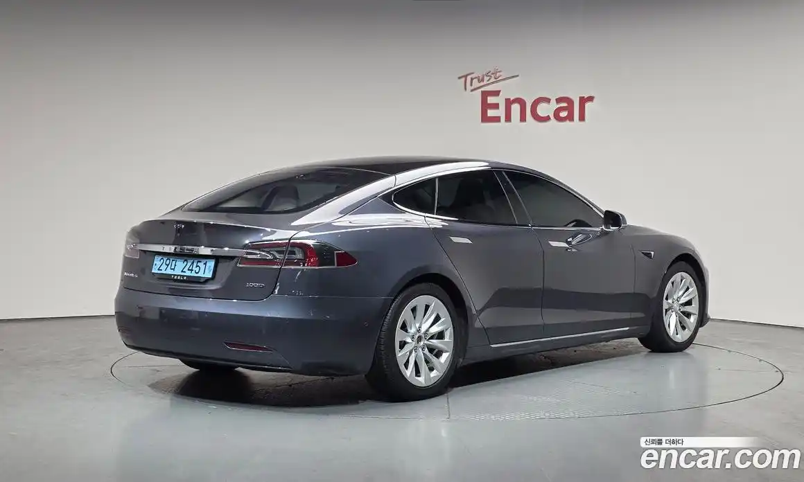 Tesla Model S 2018 0.3 гидро, фото 2