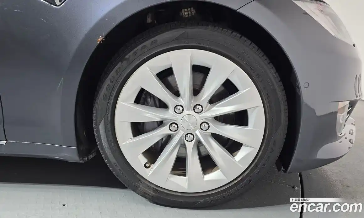 Tesla Model S 2018 0.3 гидро, фото 5