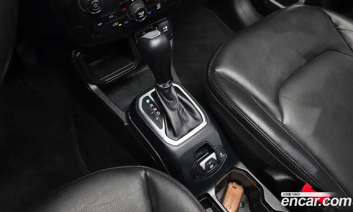 Jeep Renegade 2018 2.4 гидро в Москве № 1549805, фото 12