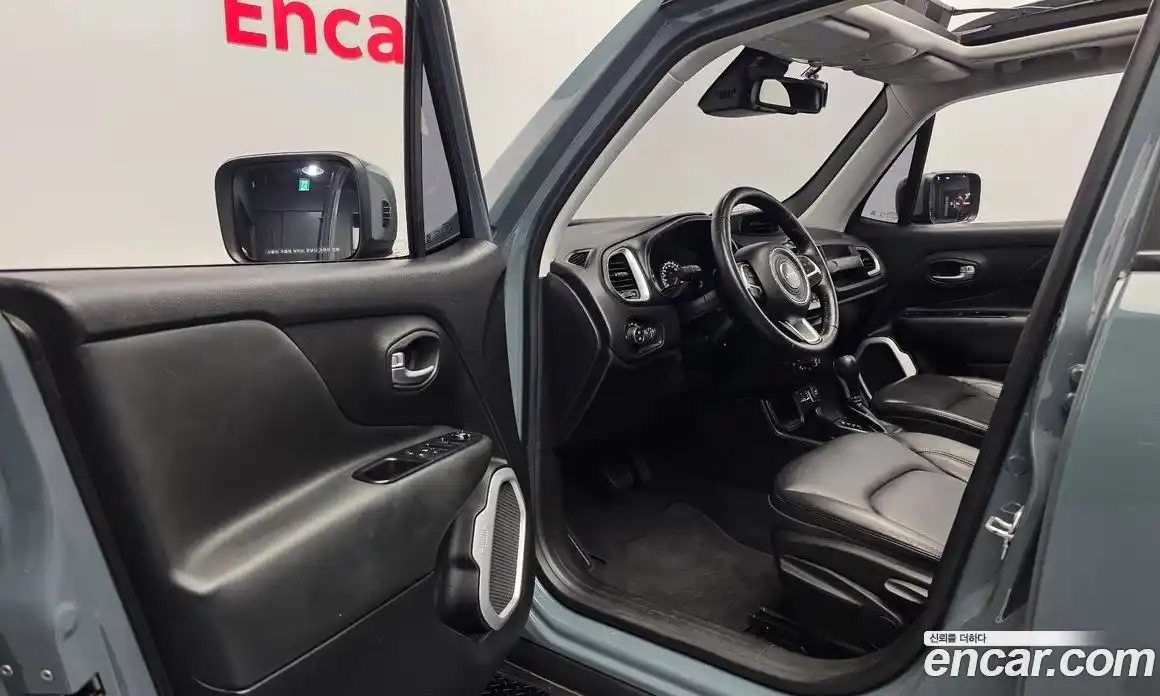 Jeep Renegade 2018 2.4 гидро в Москве № 1549805, фото 13