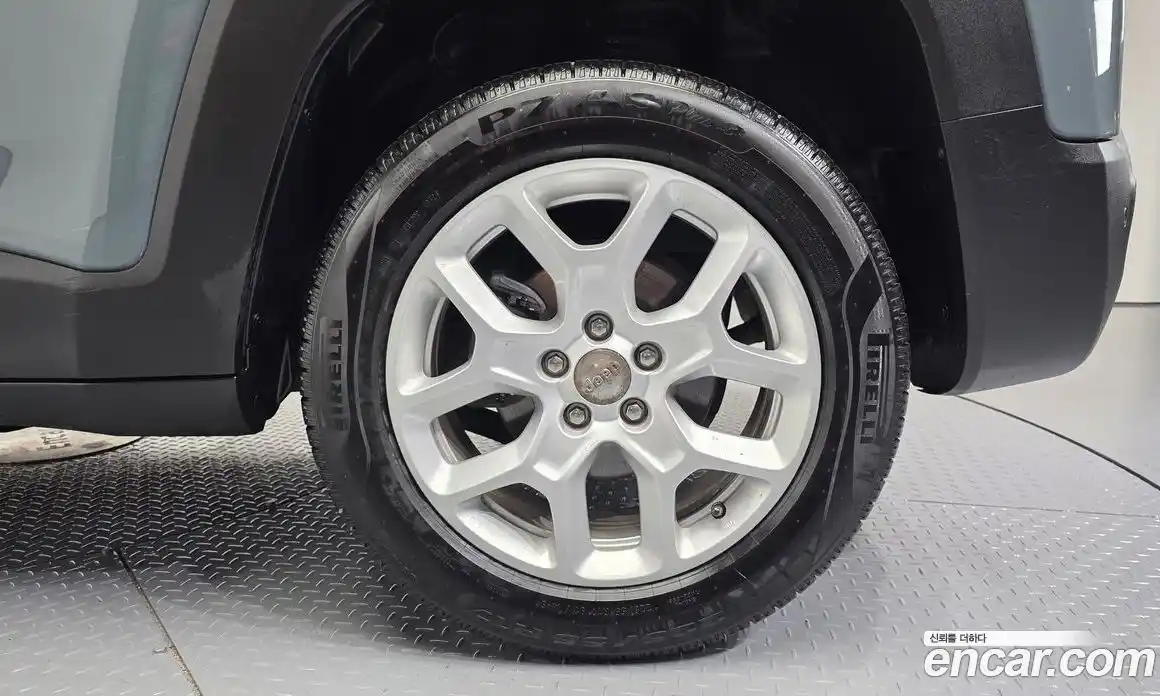 Jeep Renegade 2018 2.4 гидро в Москве № 1549805, фото 7