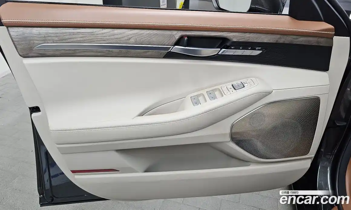Genesis G90 2021 3.8 гидро в Москве, фото 14