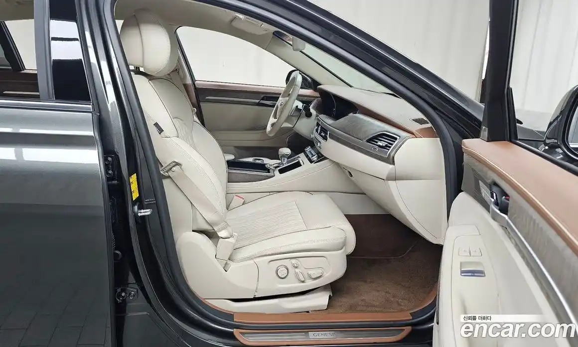 Genesis G90 2021 3.8 гидро в Москве, фото 18
