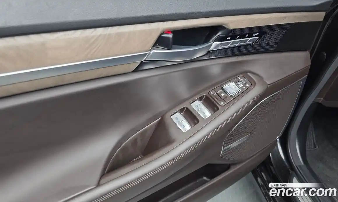 Genesis G90 2018 3.3 гидро в Москве, фото 14