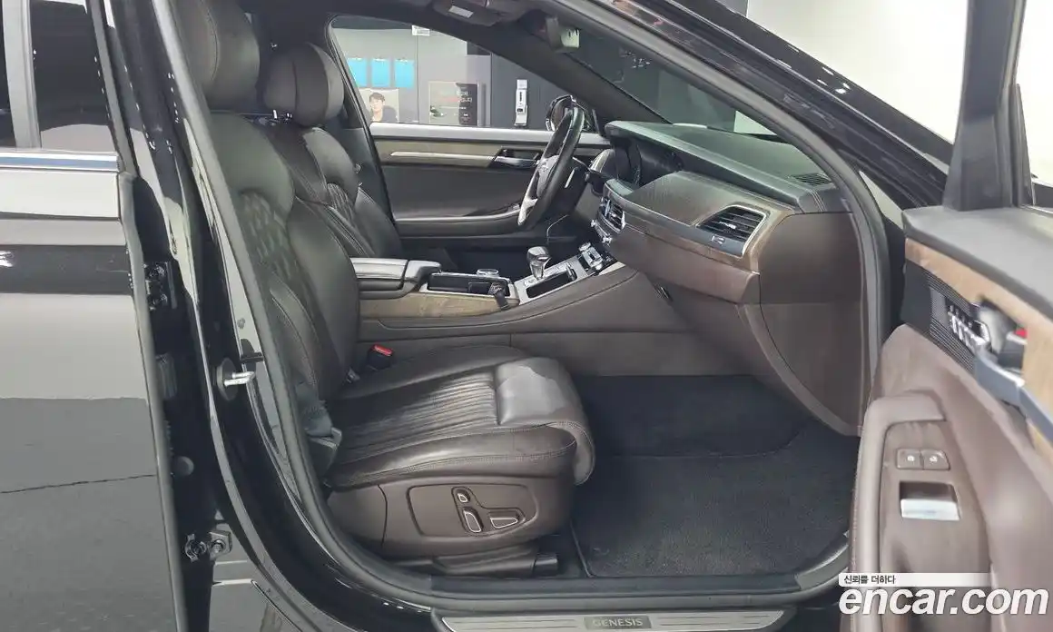 Genesis G90 2018 3.3 гидро в Москве, фото 17