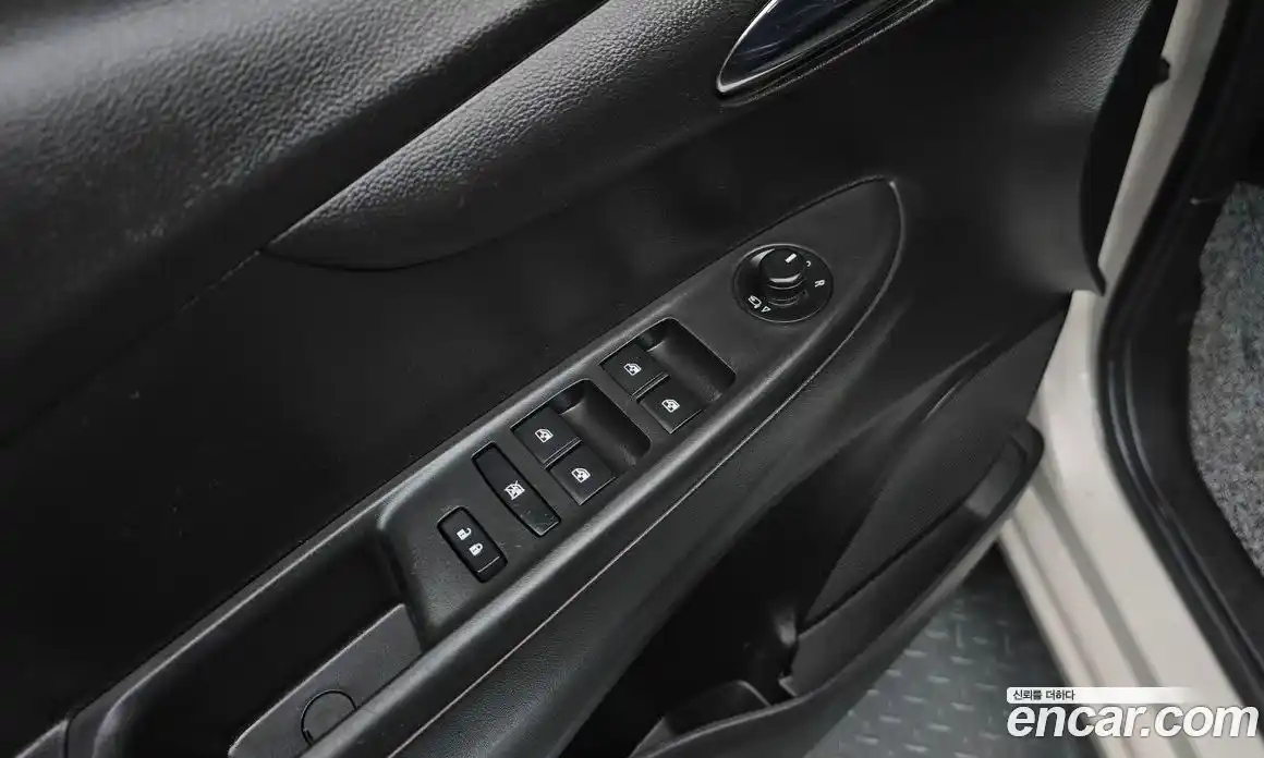 Chevrolet Spark 2017 1.0 гидро в Москве, фото 21