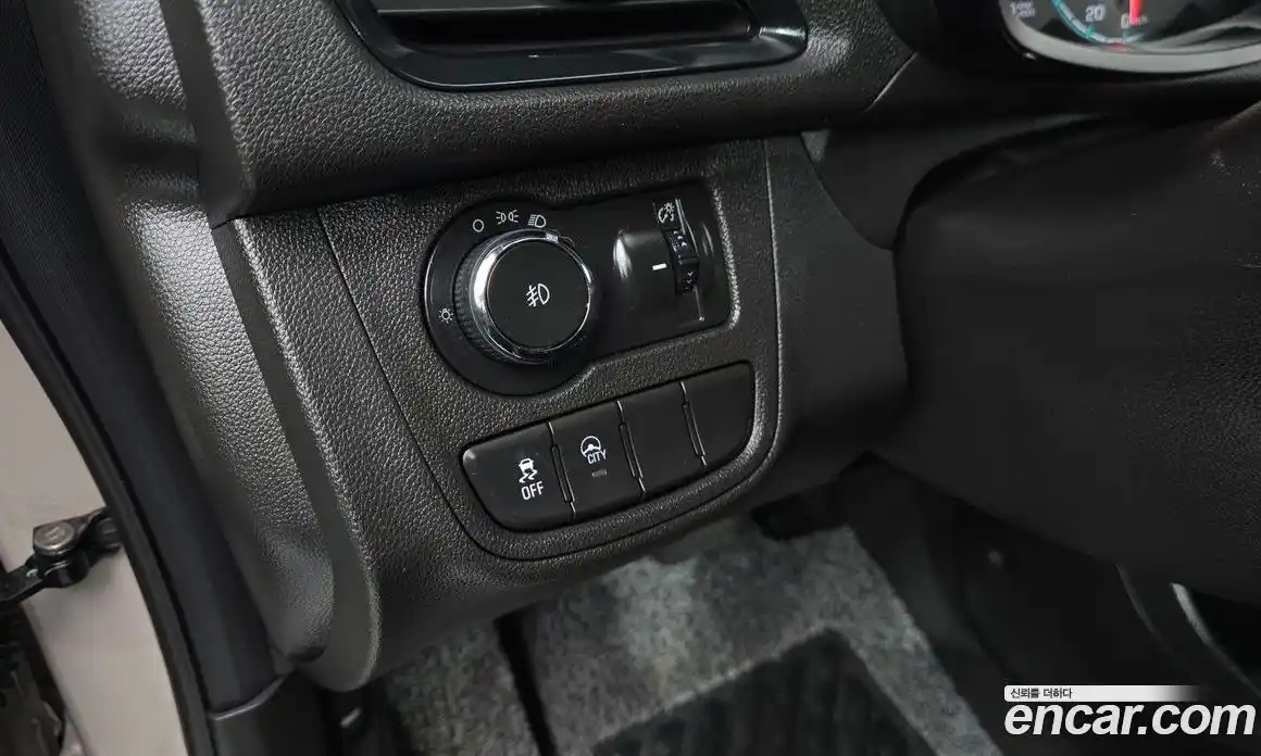 Chevrolet Spark 2017 1.0 гидро в Москве, фото 25