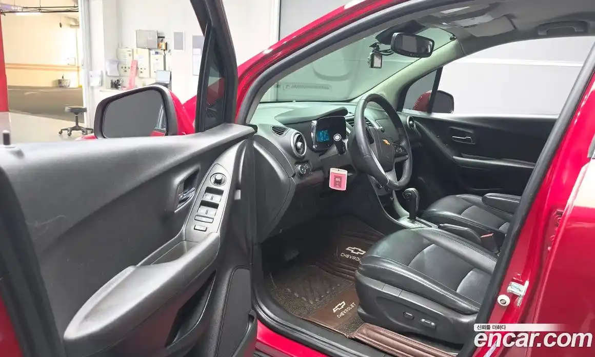 Chevrolet Trax 2015 1.4 гидро в Москве № 1614340, фото 13