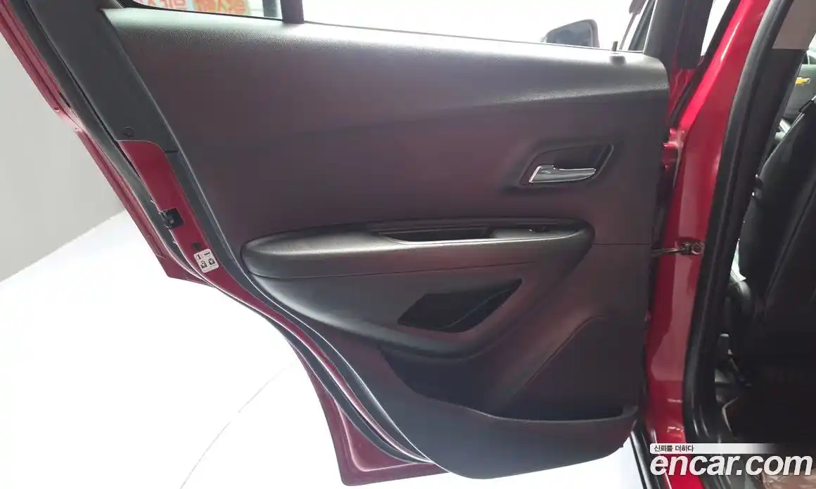 Chevrolet Trax 2015 1.4 гидро в Москве № 1614340, фото 15