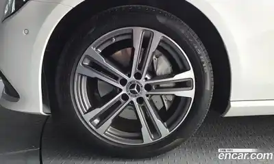 Mercedes-Benz E-Class 2021 2.0 гидро в Москве № 1616779, миниатюра 4