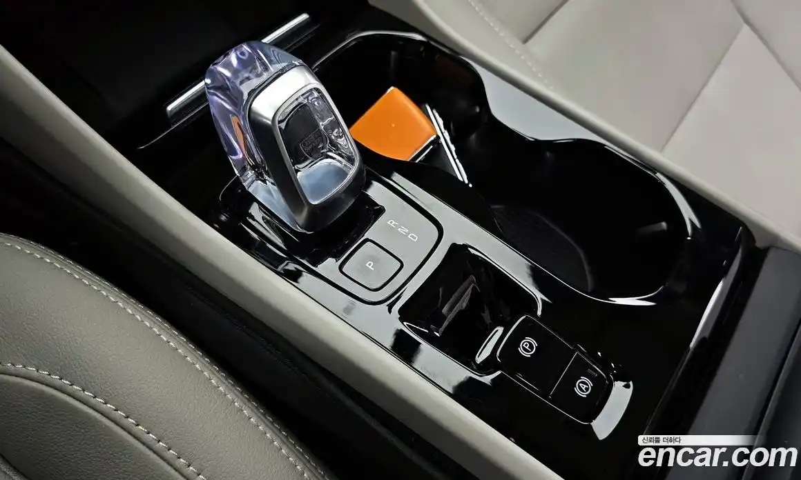 Volvo XC40 2024 2.0 гидро в Москве № 1618469, фото 12