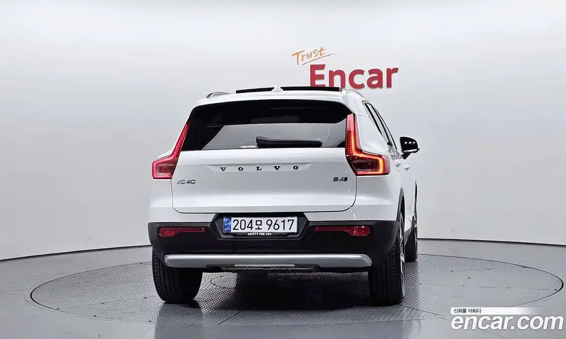 Volvo XC40 2024 2.0 гидро в Москве № 1618469, фото 4