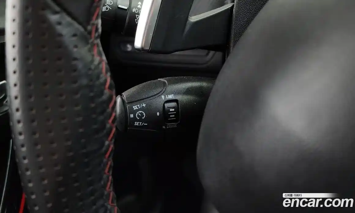 Peugeot 208 2018 1.6 гидро в Москве, фото 33