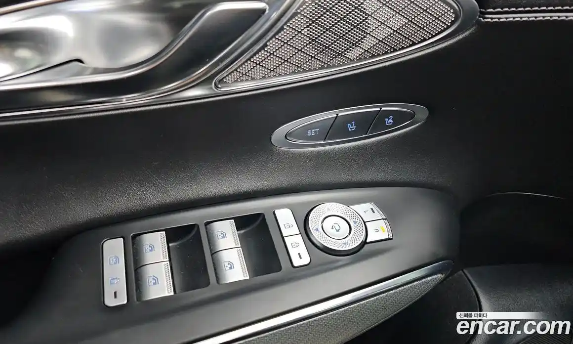 Genesis GV70 2022 2.5 гидро в Москве № 1685307, фото 30