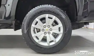 Chevrolet Colorado 2022 3.6 гидро в Москве № 1686931, миниатюра 7
