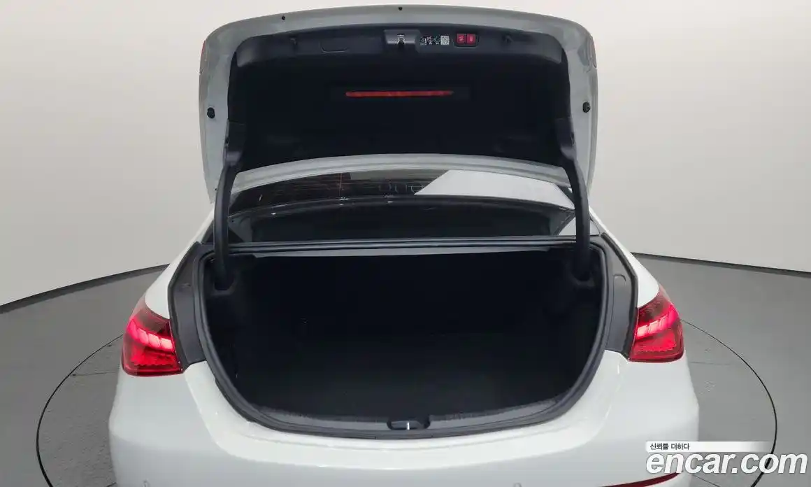 Mercedes-Benz C-Class 2023 2.0 гидро в Москве № 1690533, фото 26