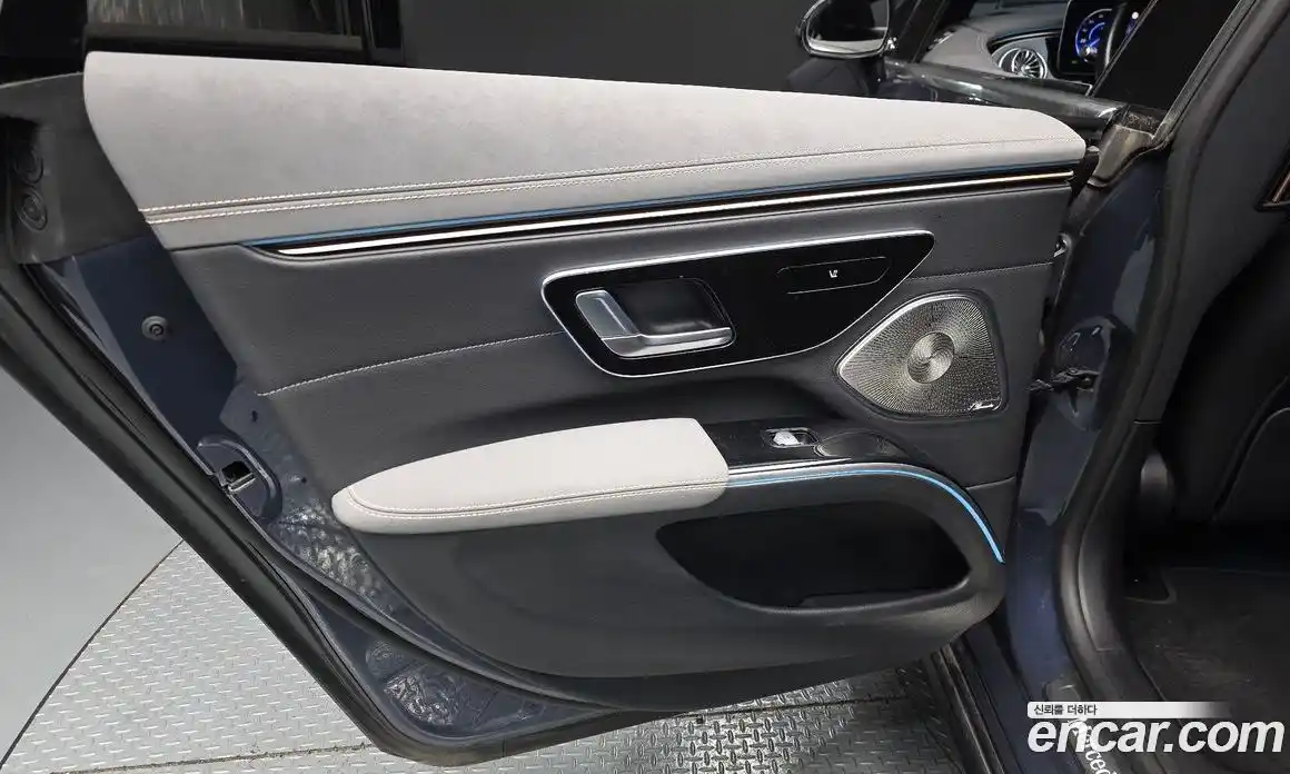 Mercedes-Benz EQS 2022 0.3 гидро в Москве № 1690570, фото 14
