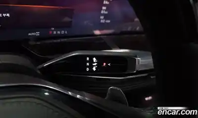 Cadillac Escalade 2025 6.2 гидро в Москве № 1693818, миниатюра 12