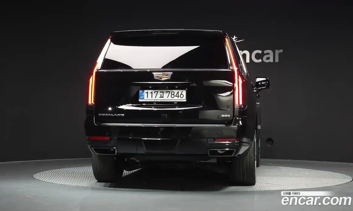Cadillac Escalade 2025 6.2 гидро в Москве № 1693818, фото 4