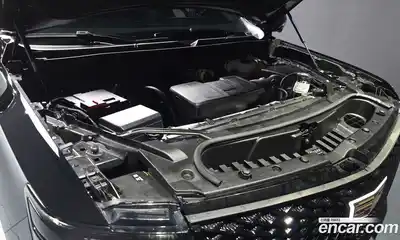 Cadillac Escalade 2025 6.2 гидро в Москве № 1693818, миниатюра 6